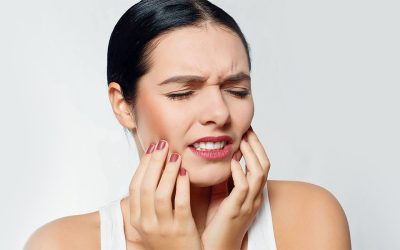 Jaw Pain? Here’s Why You Shouldn’t Ignore TMJ Symptoms